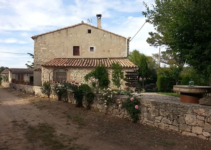 Casa Del Pi La Llacuna