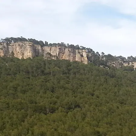 ベッド・アンド・ブレックファスト Casa Del Pi La Llacuna